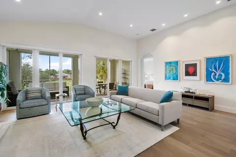 106 Palm Point Cir #C, Palm Beach Gardens, FL 33418