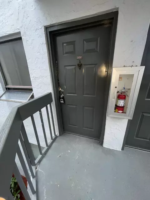 1850 N Congress Ave #202, West Palm Beach, FL 33401