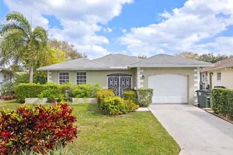 500 SW 2nd St, Boca Raton, FL 33432