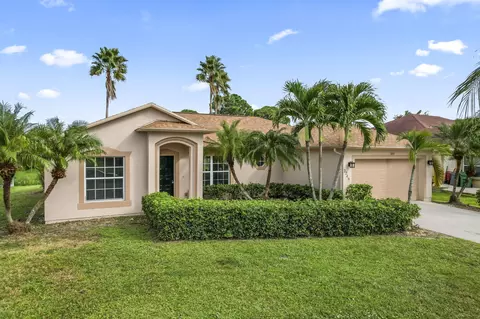 2249 SW Lawrence St, Port Saint Lucie, FL 34953