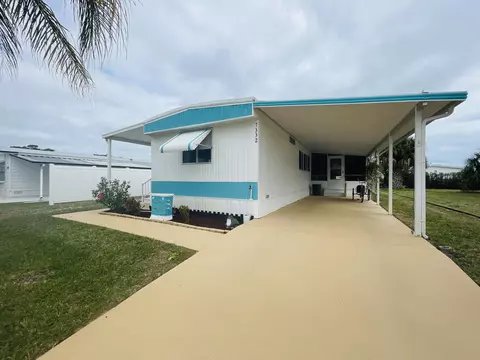 7332 SE Redbird Cir, Hobe Sound, FL 33455