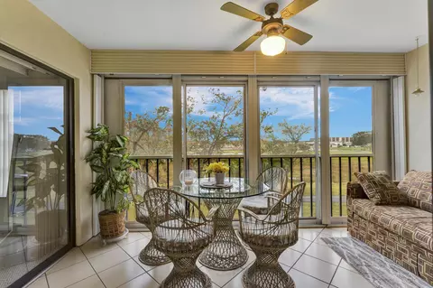 7240 Huntington Ln #307, Delray Beach, FL 33446
