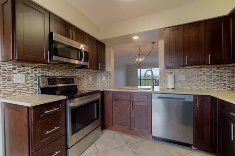 7321 Amberly Ln #407, Delray Beach, FL 33446