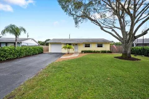 409 Reo Dr, Jupiter, FL 33458