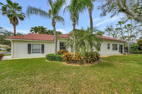4775 Temple Dr, Delray Beach, FL 33445