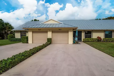 7611 SE Sugar Sand Cir, Hobe Sound, FL 33455