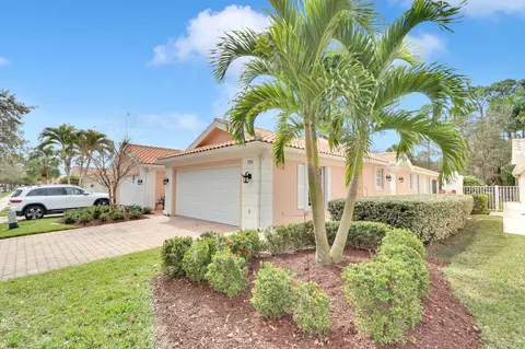 755 SW Tamarrow Pl, Stuart, FL 34997