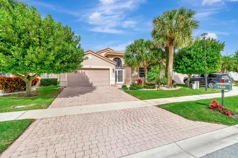 7238 Haviland Cir, Boynton Beach, FL 33437