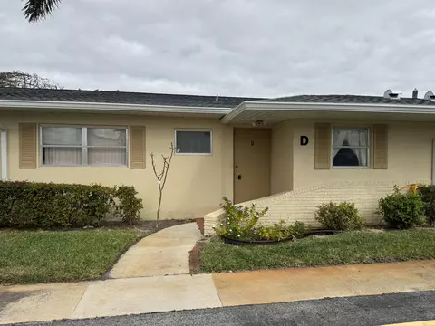 2581 Barkley Dr W #D, West Palm Beach, FL 33415