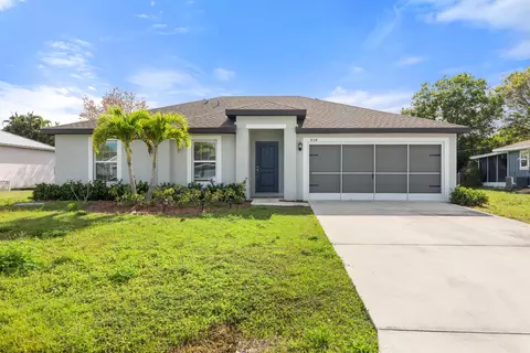 854 SE Starflower Ave, Port Saint Lucie, FL 34983