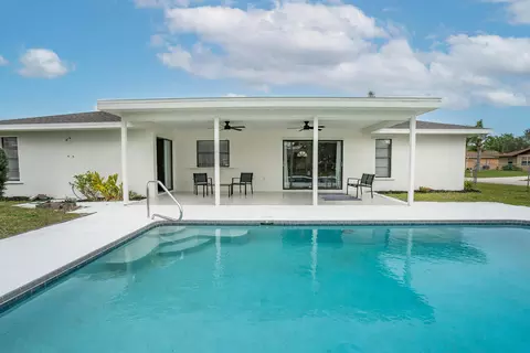 502 SW Twig Ave, Port Saint Lucie, FL 34983