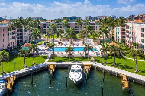 140 SE 5th Ave #243, Boca Raton, FL 33432