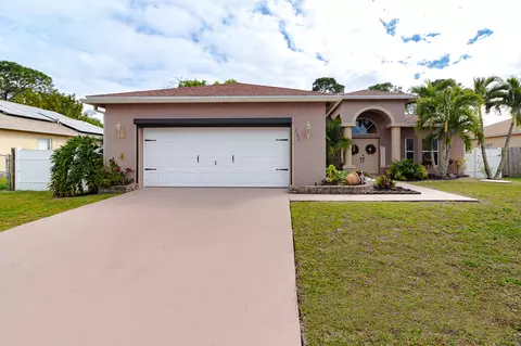444 SEvergreen Ter, Port Saint Lucie, FL 34983