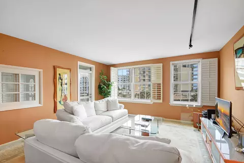 3475 S Ocean Blvd #2140, Palm Beach, FL 33480