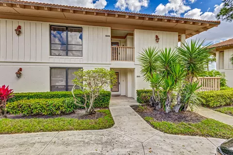 641 Brackenwood Cv, Palm Beach Gardens, FL 33418