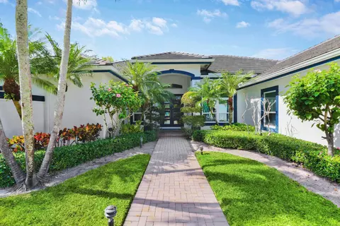 8369 Man O War Rd, Palm Beach Gardens, FL 33418
