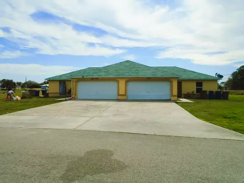 4497 21 St SW, Lehigh Acres, FL 33973