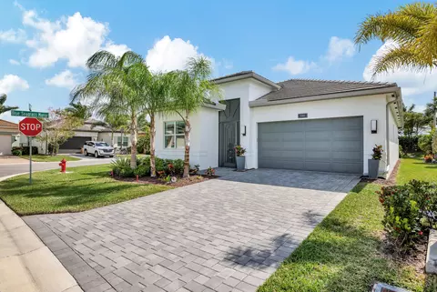 9268 Great Springs Dr, Boynton Beach, FL 33473