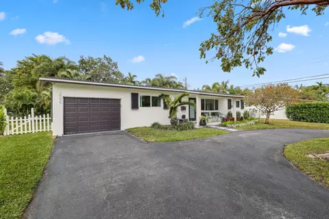 2099 NE 54th Ct, Fort Lauderdale, FL 33308