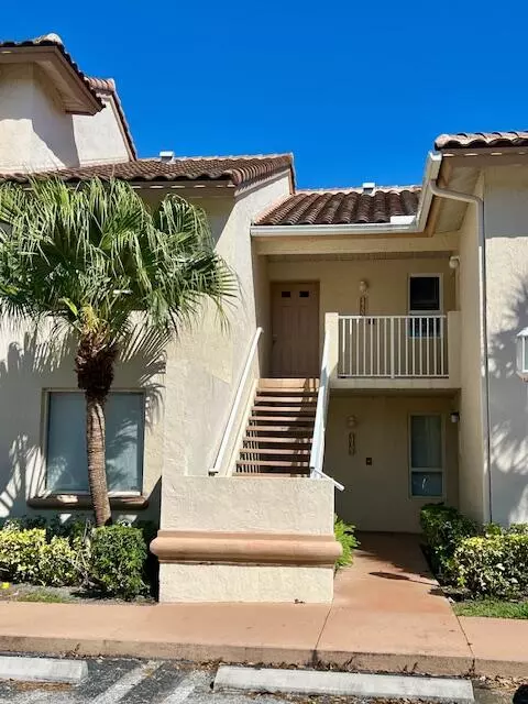 14207 Glenmoor Dr, West Palm Beach, FL 33409