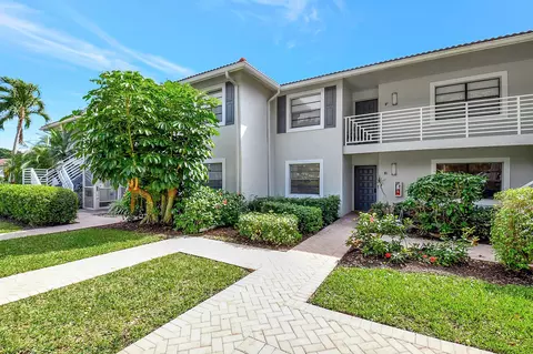 11 Southport Ln #E, Boynton Beach, FL 33436