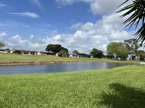 194 Burgundy E, Delray Beach, FL 33484