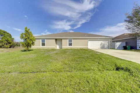 4033 SW Mcintyre St, Port Saint Lucie, FL 34953