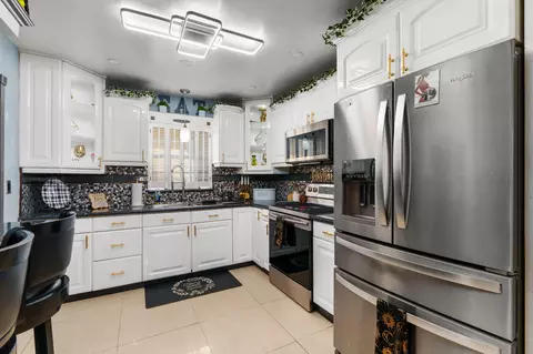 2839 NW 9th Ct, Fort Lauderdale, FL 33311