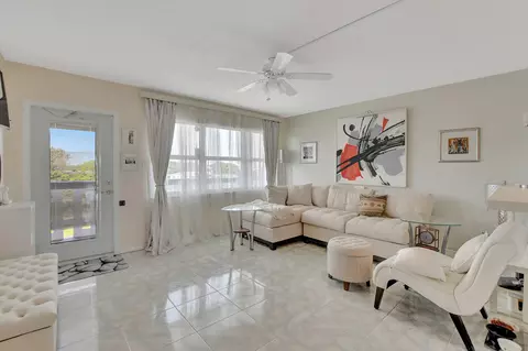 4021 Harwood C #4021, Deerfield Beach, FL 33442