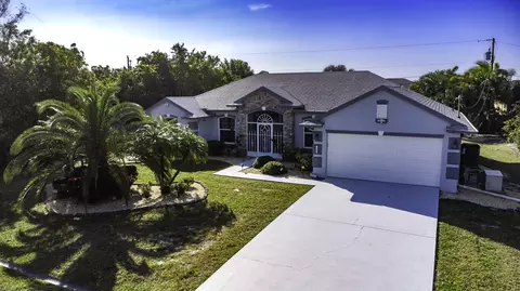 1580 SW Santander Ave, Port Saint Lucie, FL 34953