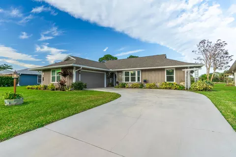 7875 SE Trenton Ave, Hobe Sound, FL 33455