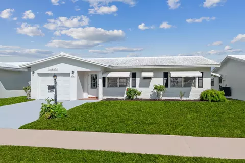2083 SW 13th Ave, Boynton Beach, FL 33426