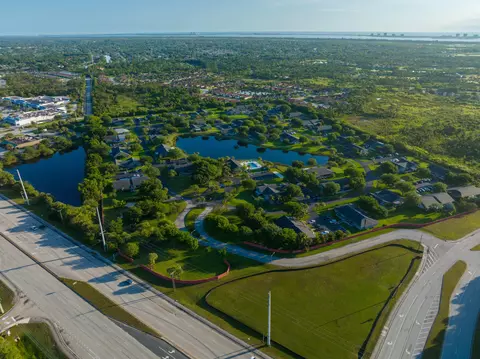 4107 NW Cinnamon Tree Cir, Jensen Beach, FL 34957