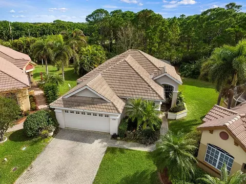 576 SW Saint Kitts Cv, Port Saint Lucie, FL 34986
