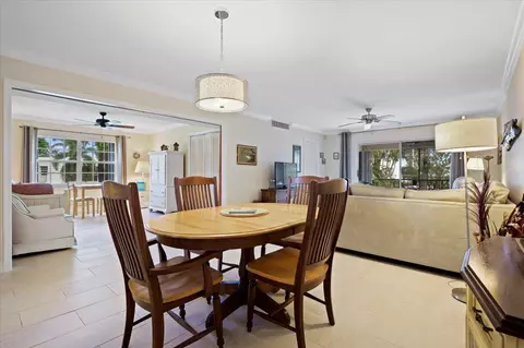1190 Sugar Sands Blvd #520, Riviera Beach, FL 33404