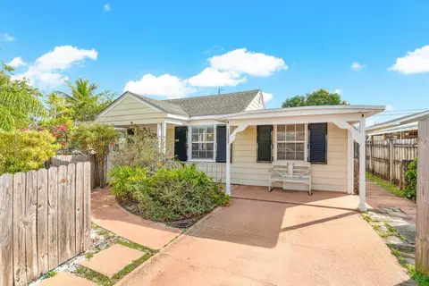 1228 N E St, Lake Worth, FL 33460