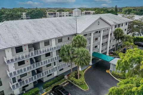 1530 Whitehall Dr #304, Davie, FL 33324