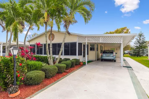3809 Spatterdock Ln, Port Saint Lucie, FL 34952