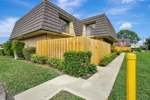 4575 Cherry Rd, West Palm Beach, FL 33417