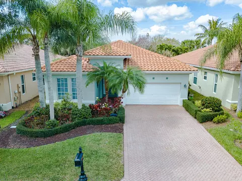 730 SW Palm Cove Dr, Palm City, FL 34990