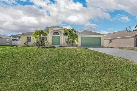 1450 SW Santiago Ave, Port Saint Lucie, FL 34953