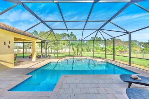 89 SEthan Ter, Stuart, FL 34997