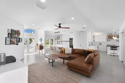 2821 NE 8th St, Pompano Beach, FL 33062