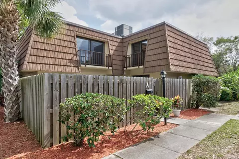 1166 6th Ave #3A, Vero Beach, FL 32960