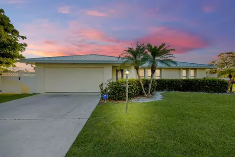 1502 SE Portillo Rd, Port Saint Lucie, FL 34952