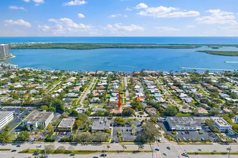 801 Easterly Rd, North Palm Beach, FL 33408