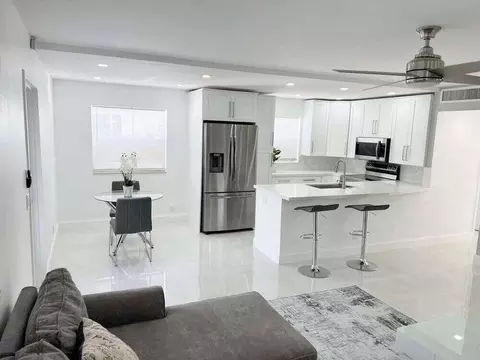 97 Monaco Ct, Delray Beach, FL 33446