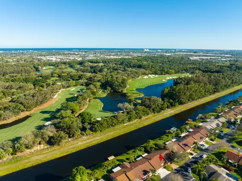 116 Mayfair Ln, Boynton Beach, FL 33426