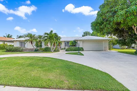 1498 Point Way, North Palm Beach, FL 33408