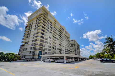 2121 N Ocean Blvd #309W, Boca Raton, FL 33431